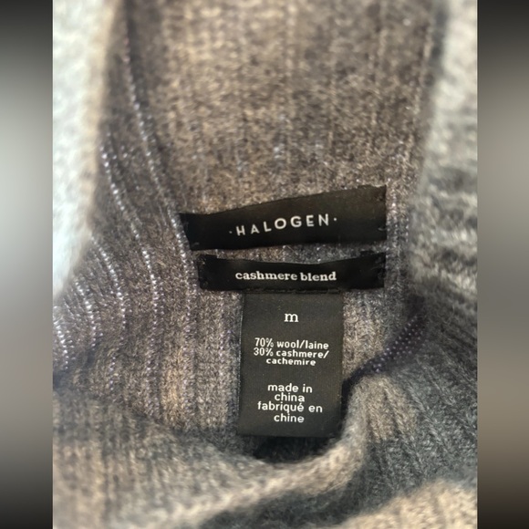 Grey Cashmere Halogen Turtleneck Sweater Oversized Fit Size Medium - Picture 9 of 9